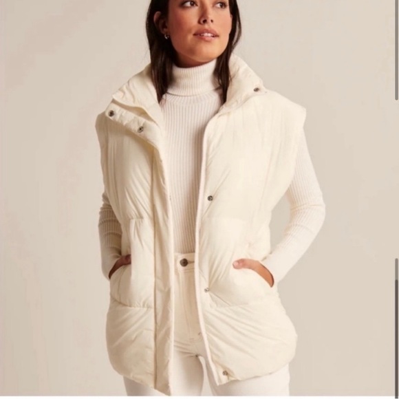 Abercrombie Cream Faux Leather Vest - Picture 1 of 3
